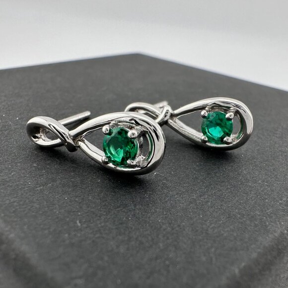Beautiful Round Emerald Swoop Earrings in Sterling Silver - Picture 13 of 14
